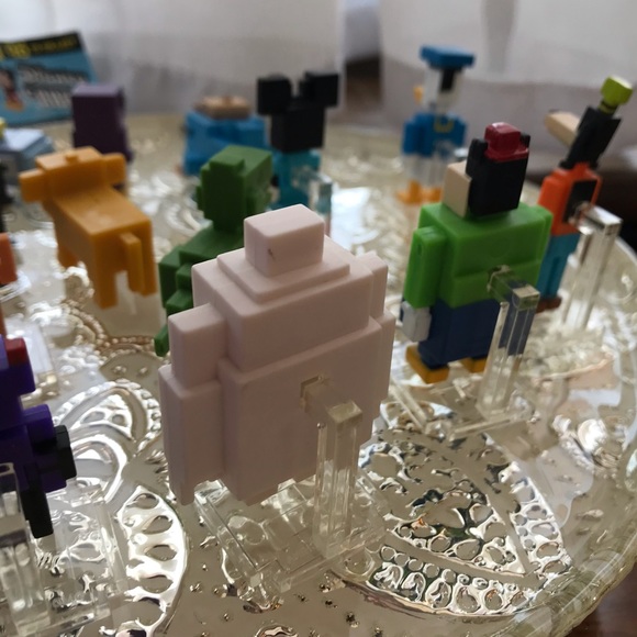 Lot CROSSY ROAD Original & DISNEY Collectible Figures Toys Lion King Baymax - Picture 10 of 12